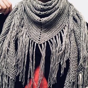 Triangle Fringe Shawl Wrap Scarf 🌺Handmade🌼 New